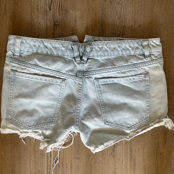 Volcom Jean shorts - Picture 2 of 3